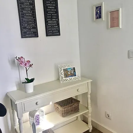 Studio Apt With Patio In Belem * Lisboa